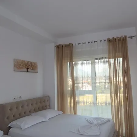 Shehu Lejlighed Tirana